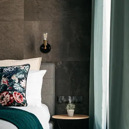 Vistula - Loftaffair Krakov